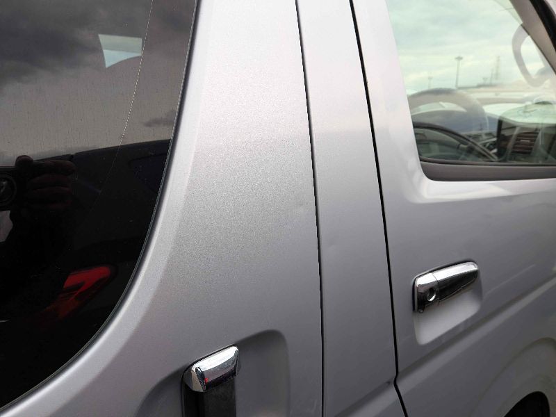  31073  TOYOTA HIACE  2004  