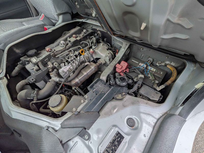  31073  TOYOTA HIACE  2004  