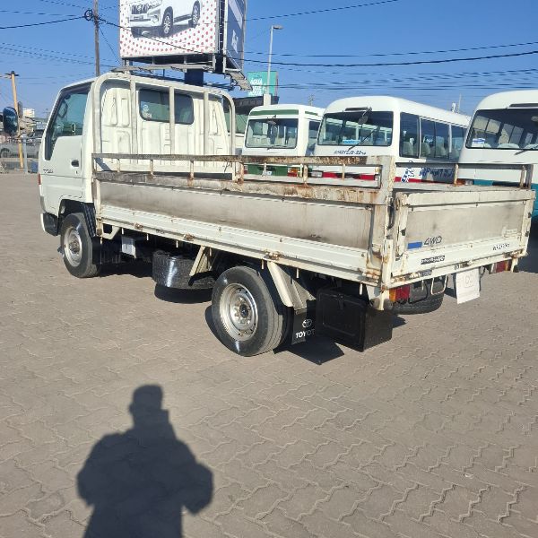  31074  TOYOTA TOYOACE TRUCK  2001  