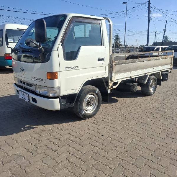  31074  TOYOTA TOYOACE TRUCK  2001 