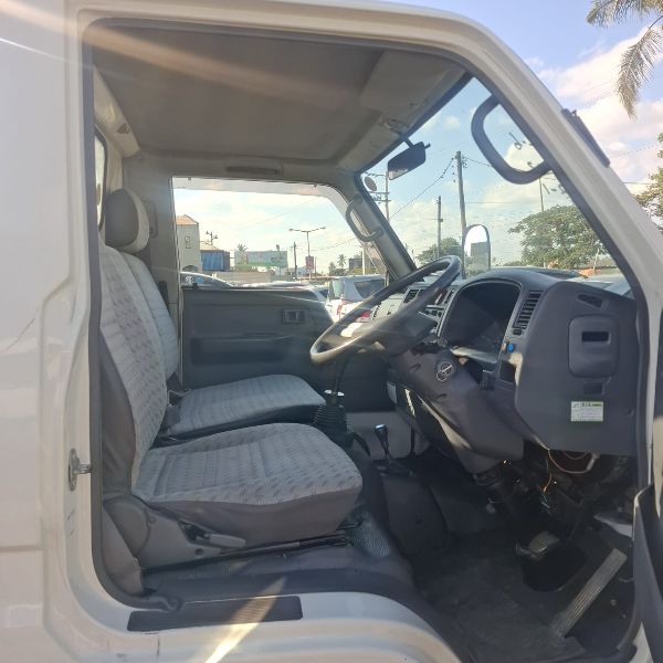  31074  TOYOTA TOYOACE TRUCK  2001  