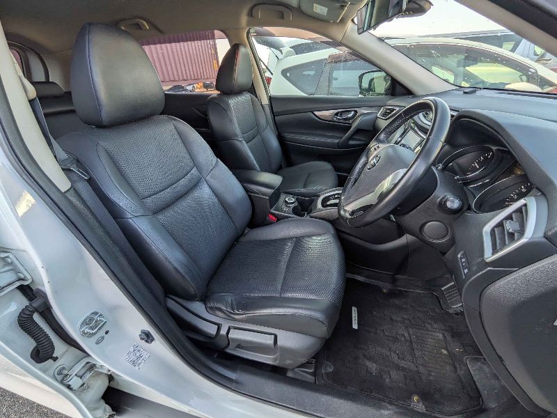  31081  NISSAN X-TRAIL  2017  