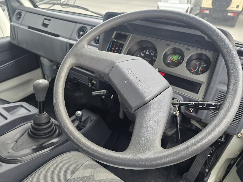  31083  TOYOTA DYNA TRUCK  1993  