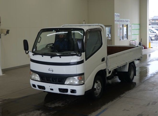  31086  HINO DUTRO  2003  