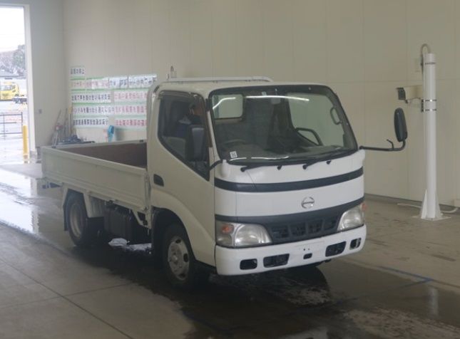  31086  HINO DUTRO  2003 