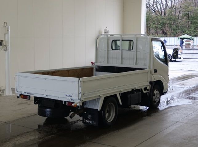  31086  HINO DUTRO  2003  