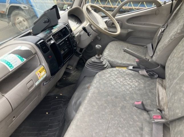  31086  HINO DUTRO  2003  