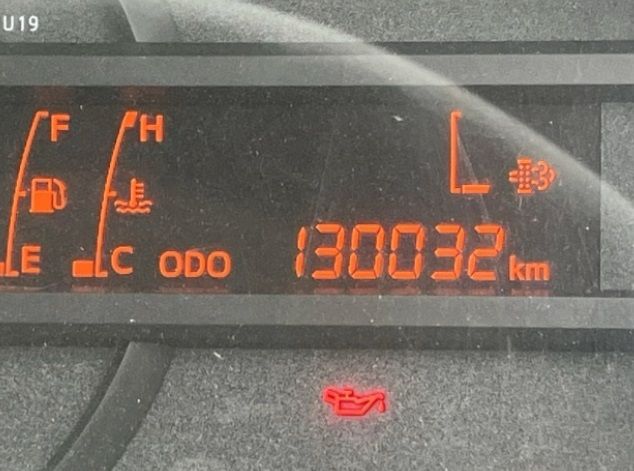  31087  HINO DUTRO  2014  
