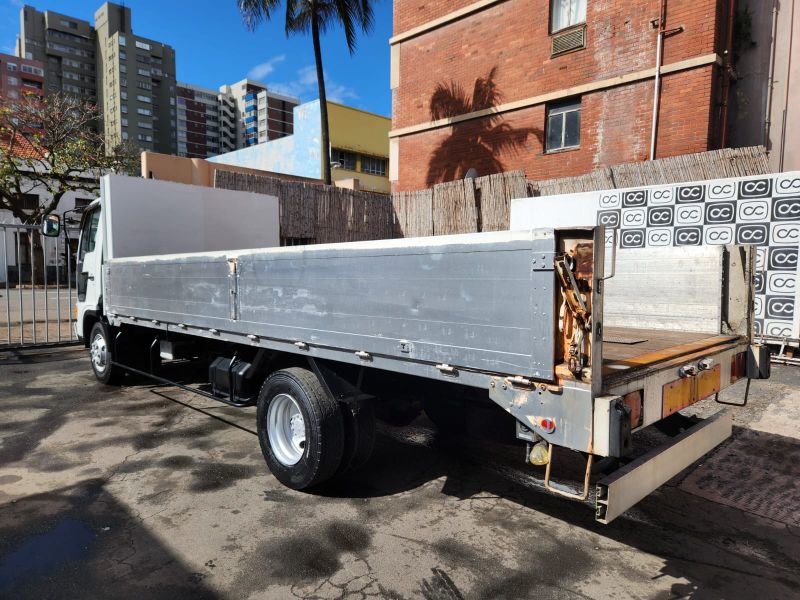  31088  HINO RANGER  2001  