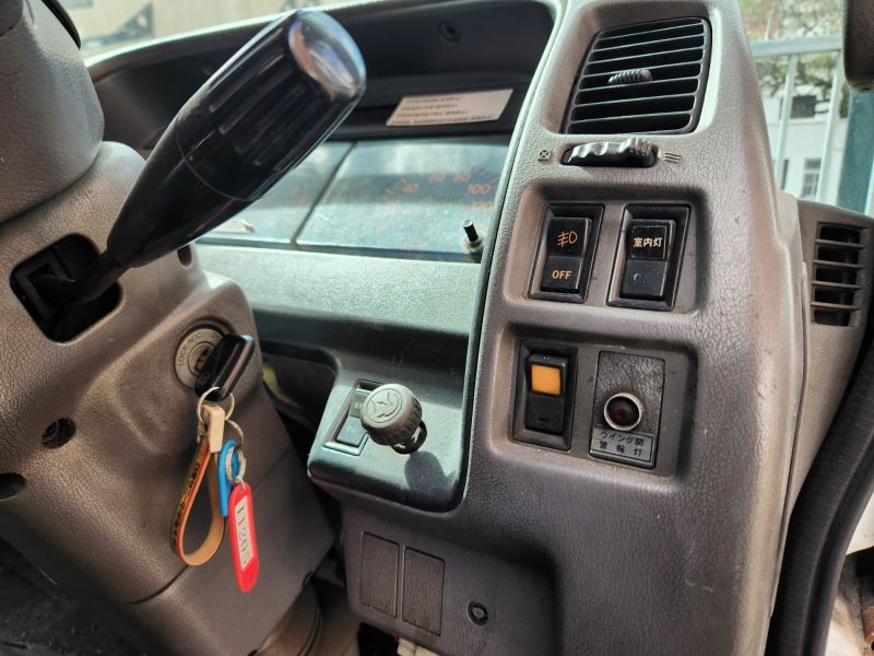  31088  HINO RANGER  2001  