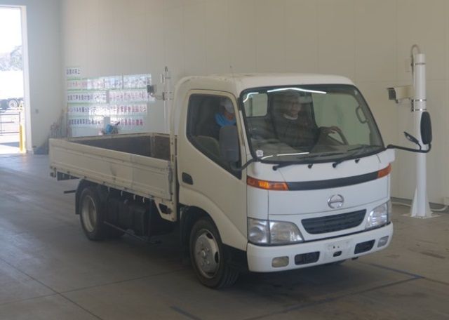 31089  HINO DUTRO  1999 