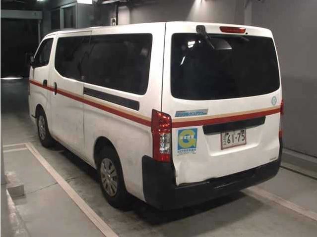  31096  NISSAN CARAVAN  2017  