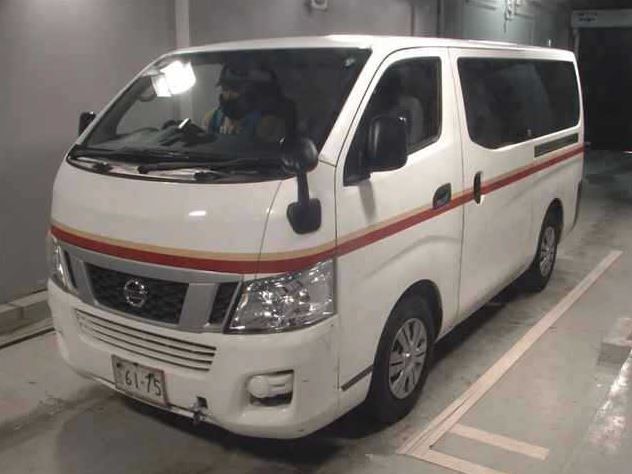  31096  NISSAN CARAVAN  2017  
