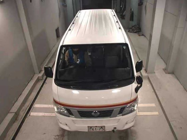  31096  NISSAN CARAVAN  2017  