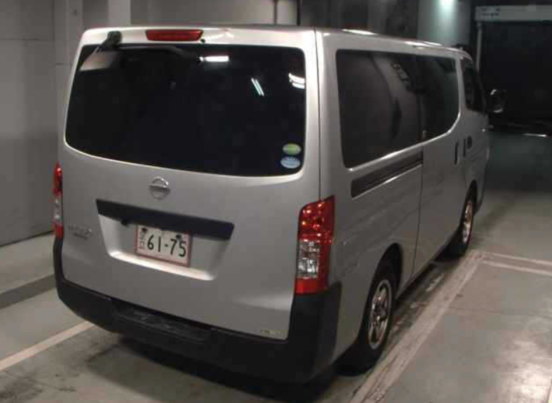  31100  NISSAN CARAVAN  2017  