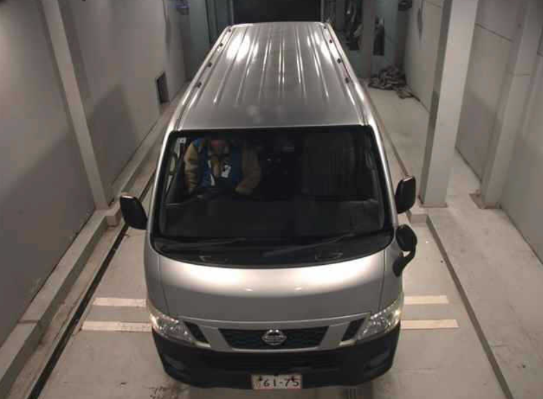  31100  NISSAN CARAVAN  2017  