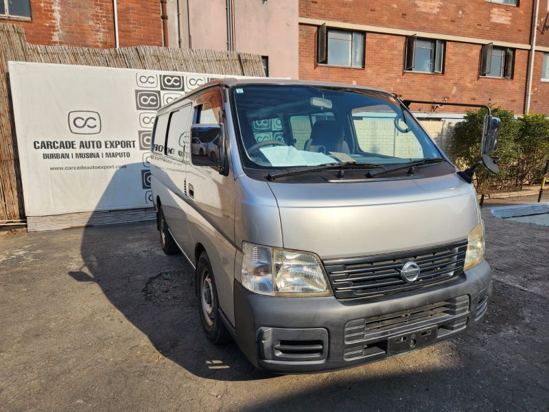  31104  NISSAN CARAVAN  2003  