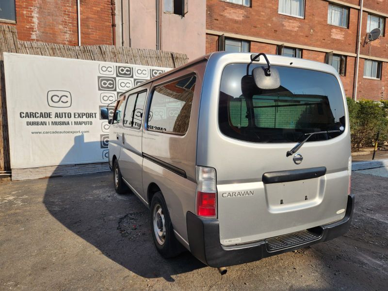  31104  NISSAN CARAVAN  2003  