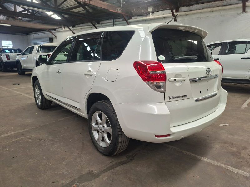  31109  TOYOTA VANGUARD  2013  