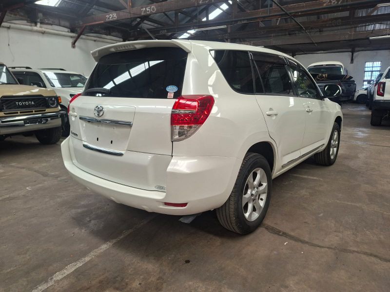  31109  TOYOTA VANGUARD  2013  