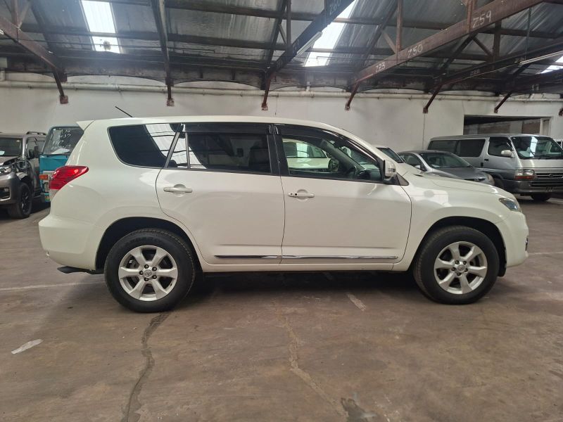  31109  TOYOTA VANGUARD  2013  