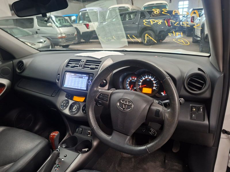  31109  TOYOTA VANGUARD  2013  