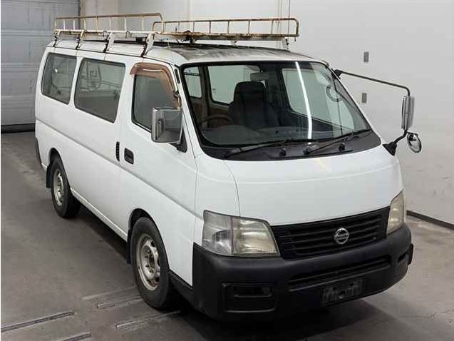  31120  NISSAN CARAVAN  2003 