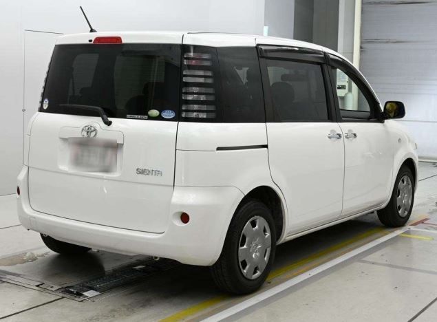  31127  TOYOTA SIENTA  2005  