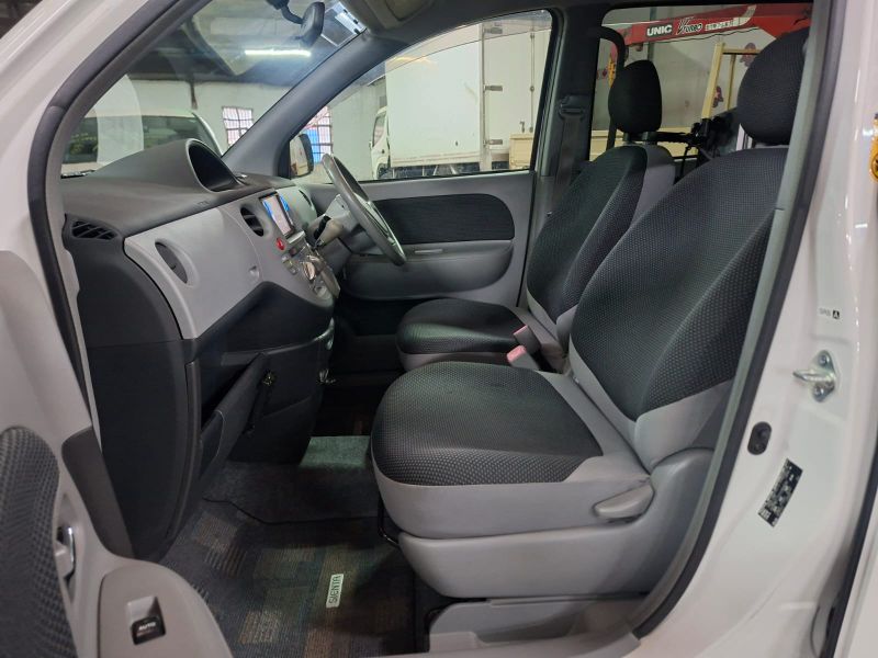  31127  TOYOTA SIENTA  2005  