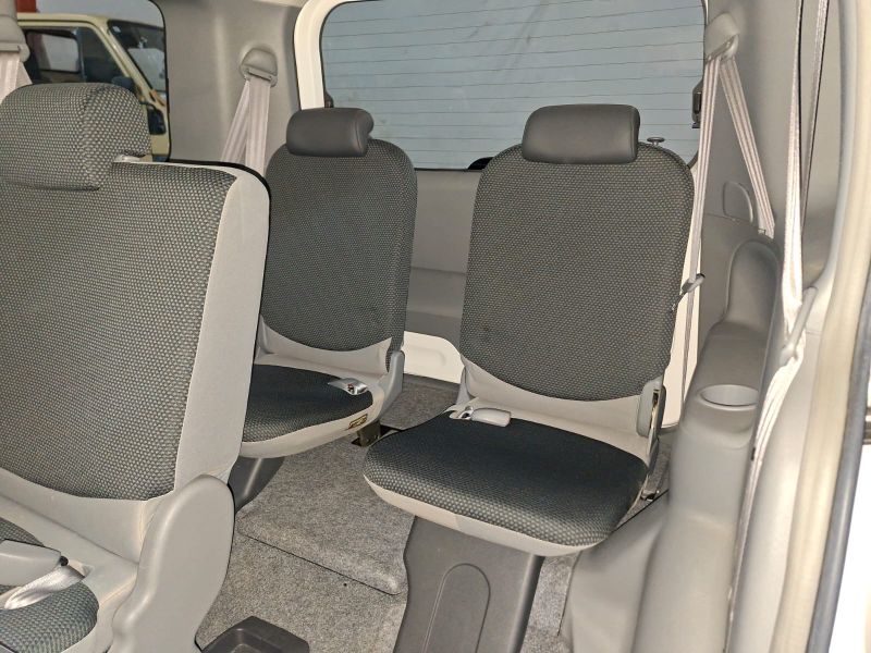  31127  TOYOTA SIENTA  2005  