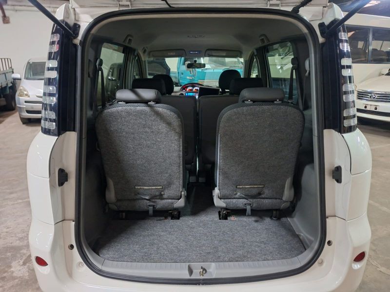  31127  TOYOTA SIENTA  2005  