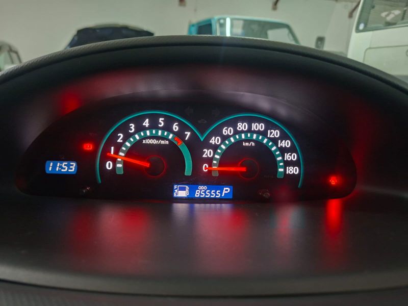  31127  TOYOTA SIENTA  2005  