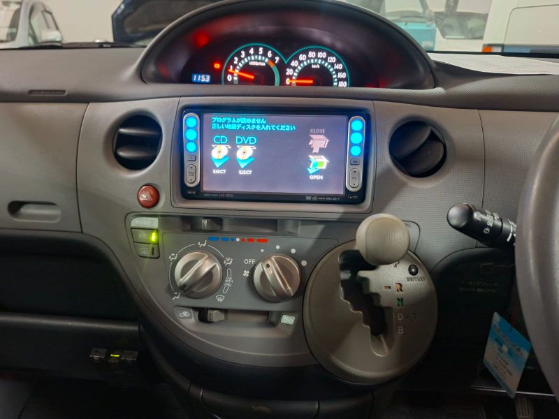  31127  TOYOTA SIENTA  2005  