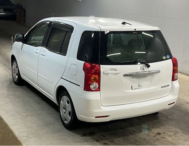  31139  TOYOTA RAUM  2005  
