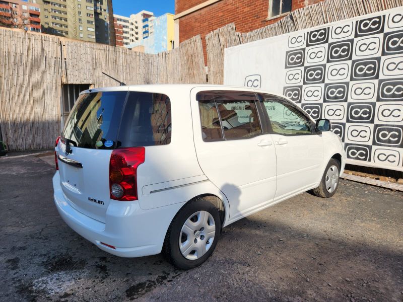  31139  TOYOTA RAUM  2005  
