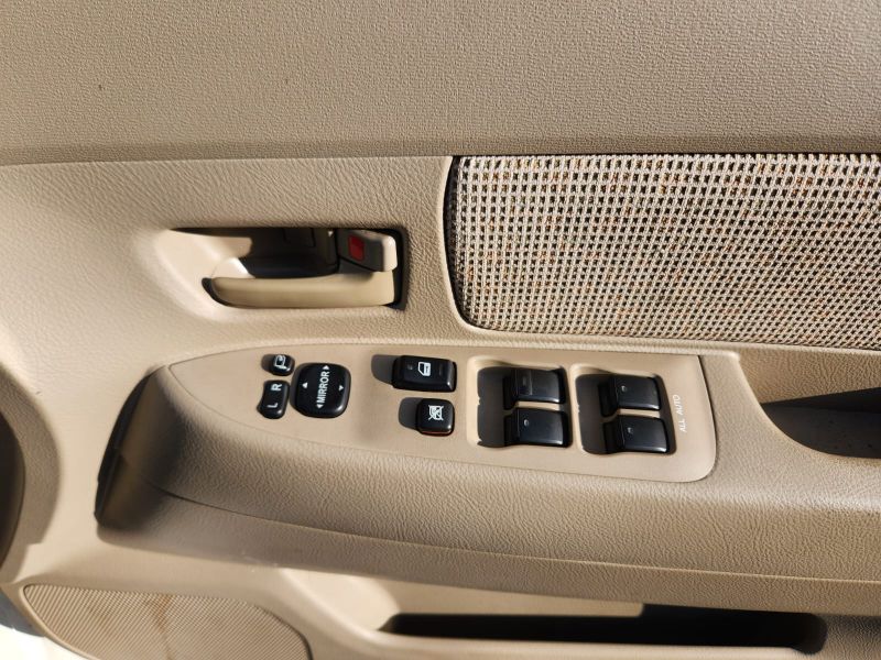  31139  TOYOTA RAUM  2005  