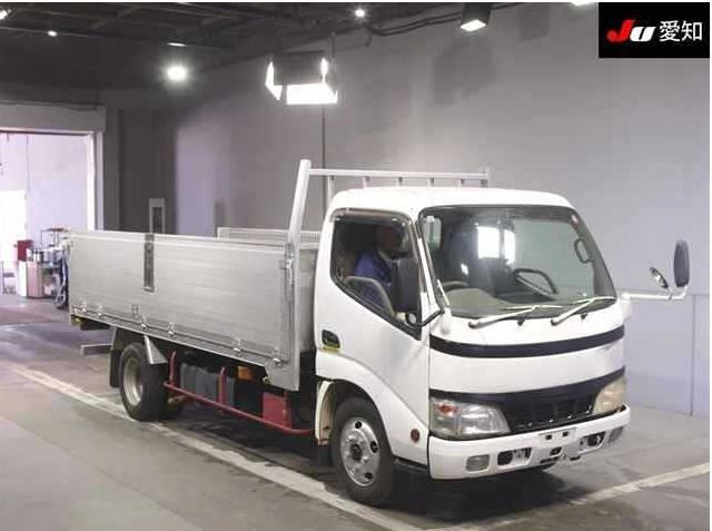  31143  HINO DUTRO  2006 