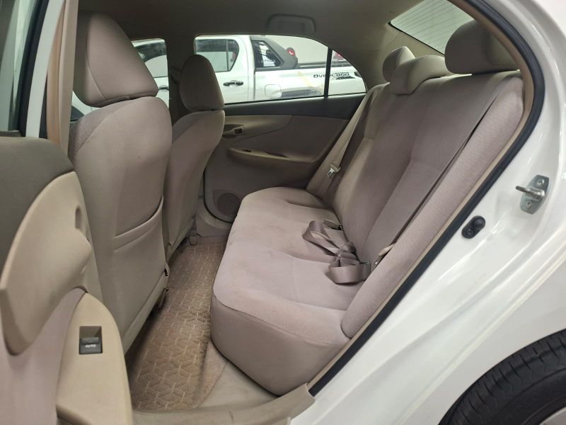  31144  TOYOTA COROLLA AXIO  2010  
