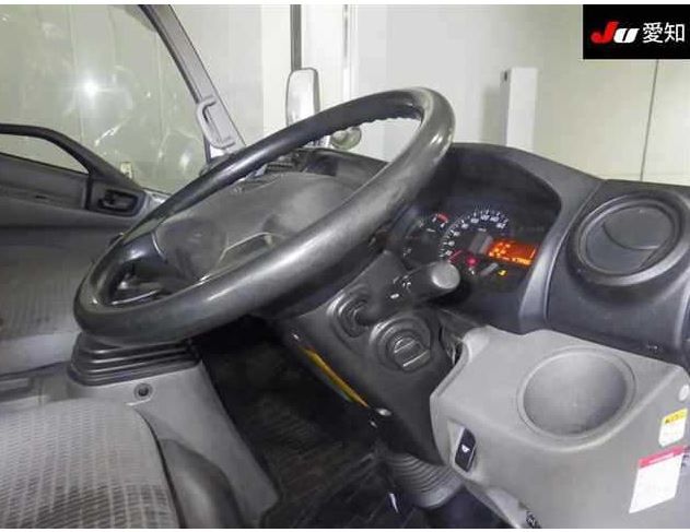  31146  HINO DUTRO  2017  