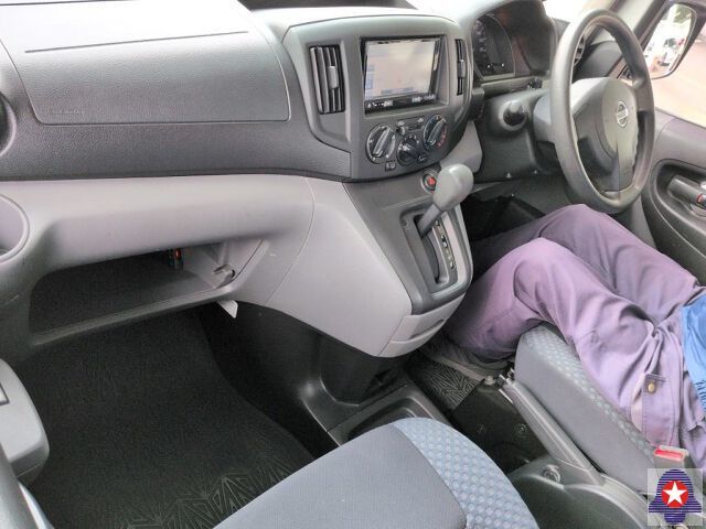  31157  NISSAN VANETTE  2017  