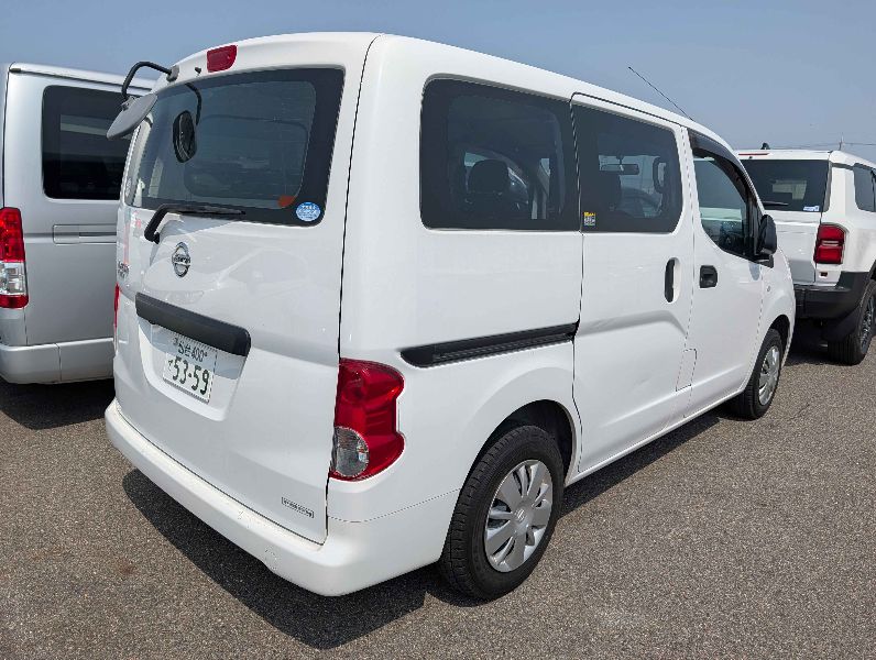  31157  NISSAN VANETTE  2017  