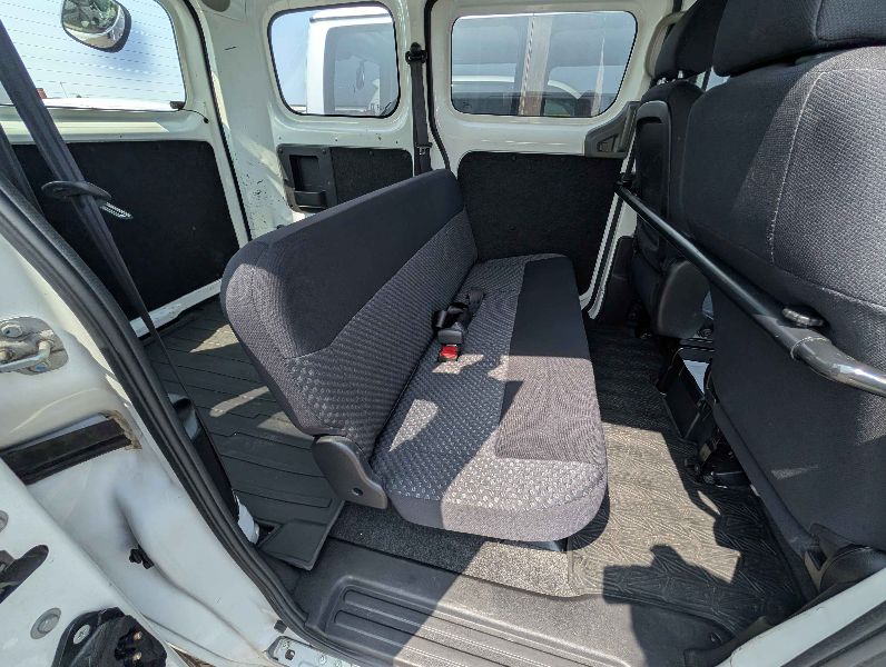  31157  NISSAN VANETTE  2017  