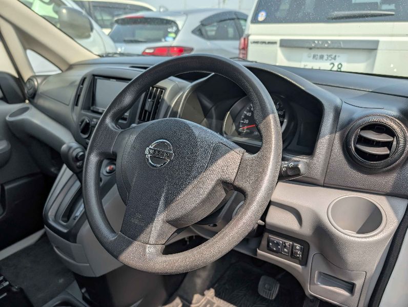  31157  NISSAN VANETTE  2017  