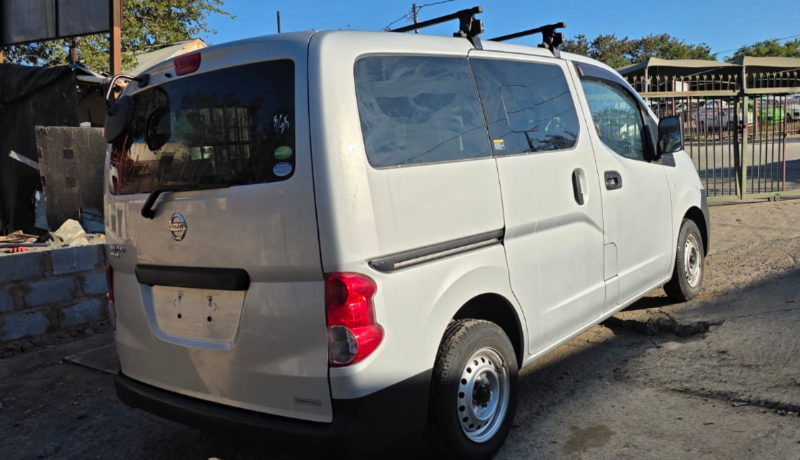  31158  NISSAN VANETTE  2017  