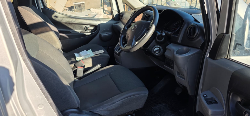  31158  NISSAN VANETTE  2017  