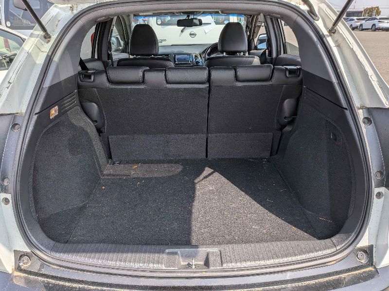  31159  HONDA VEZEL  2017  