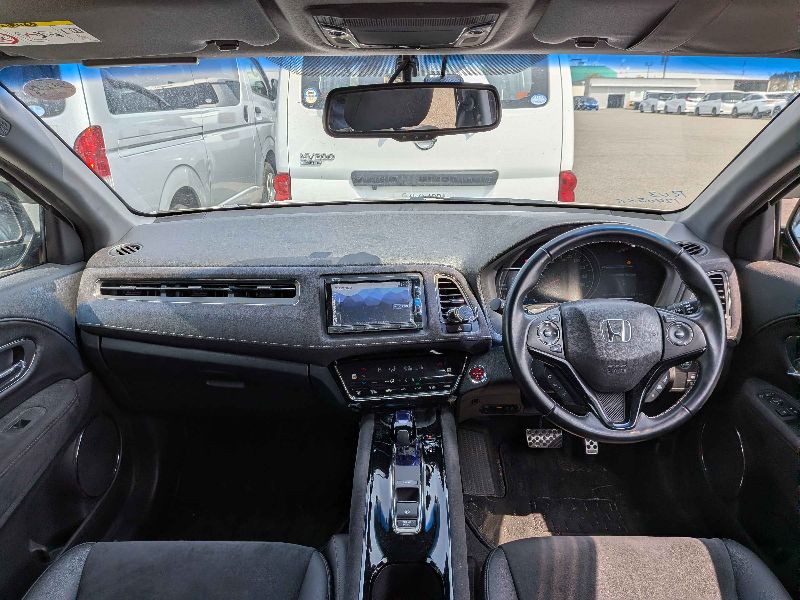  31159  HONDA VEZEL  2017  