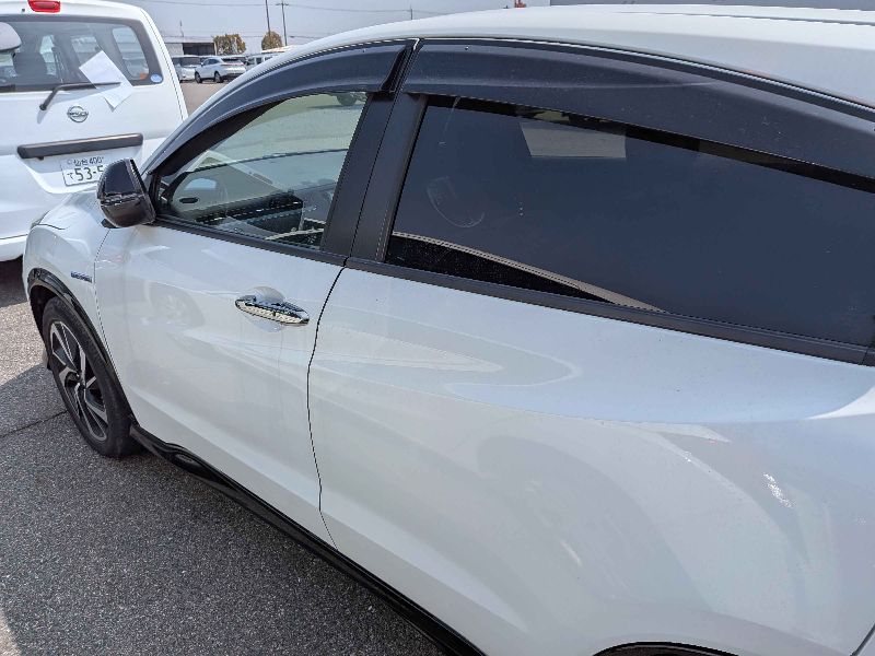  31159  HONDA VEZEL  2017  