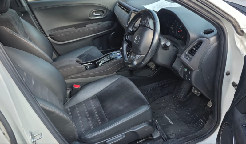 31159  HONDA VEZEL  2017  