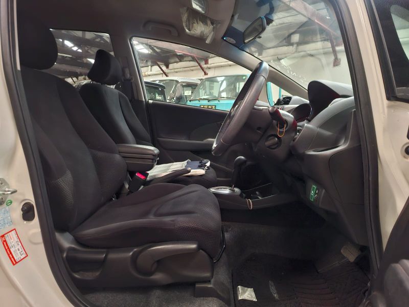 31162  HONDA FIT  2011  